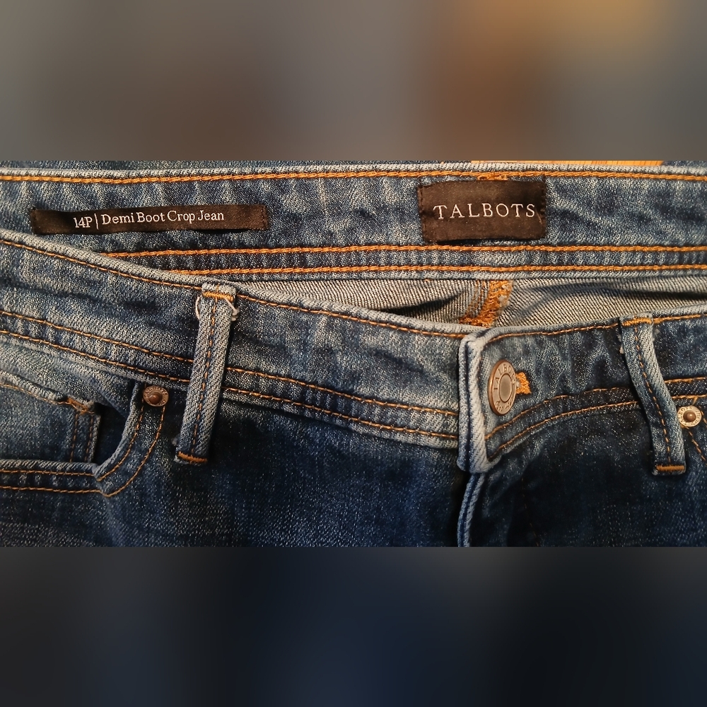 Talbots Bootcut Jeans. Like New Condition. Size 14P - Picture 2 of 5